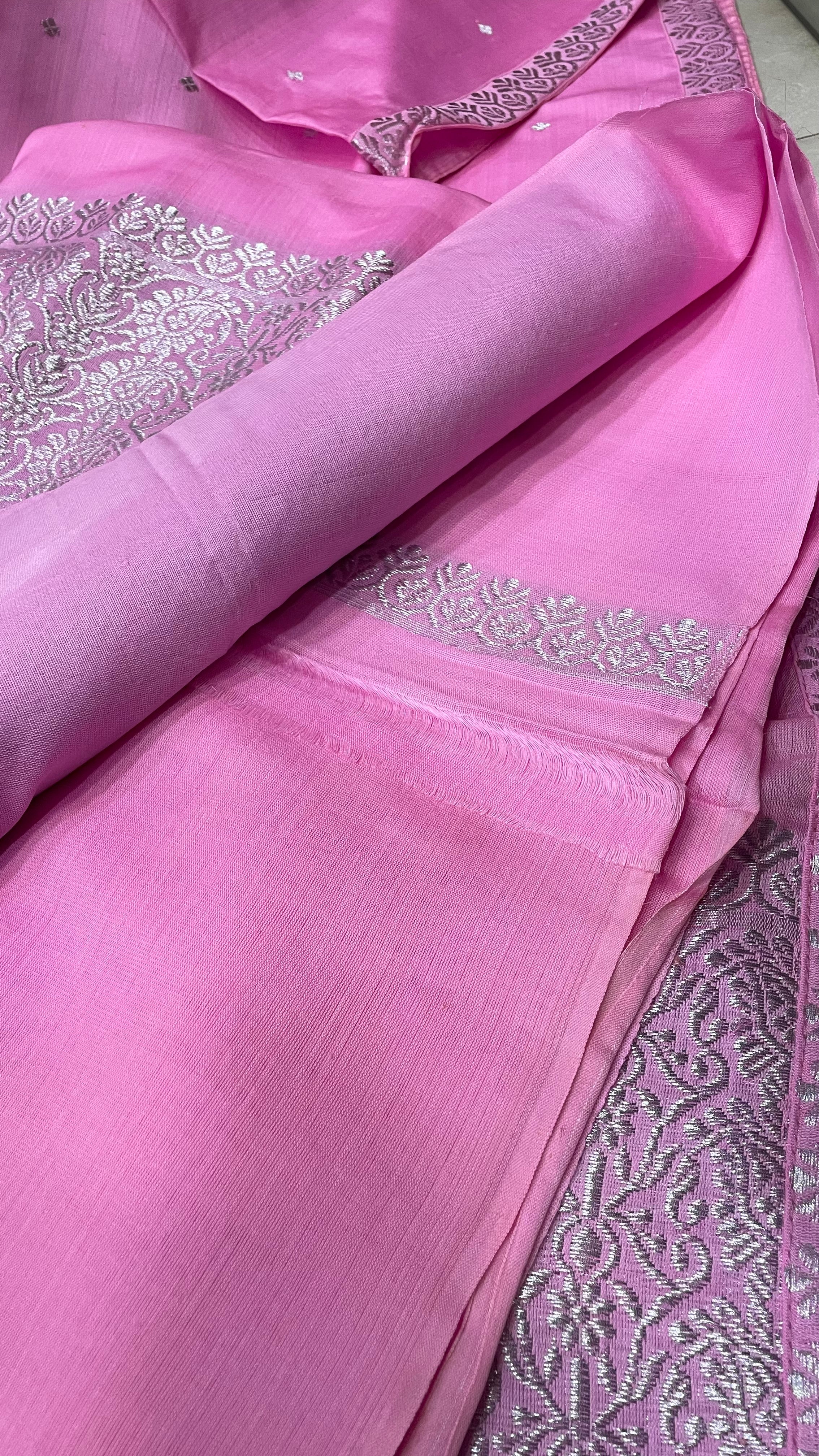 Pure Cotton Kesapat Mekhela Sador with Silver Zari
